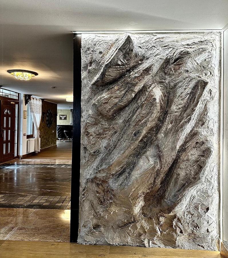 בראשוב Transilvania Mansion מראה חיצוני תמונה